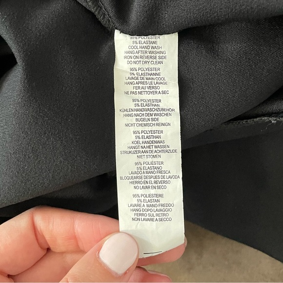 BooHoo peplum black dress - Picture 5 of 5